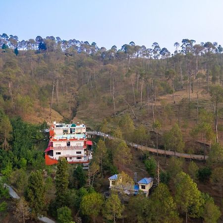 فندق The Ranikhet Continental المظهر الخارجي الصورة