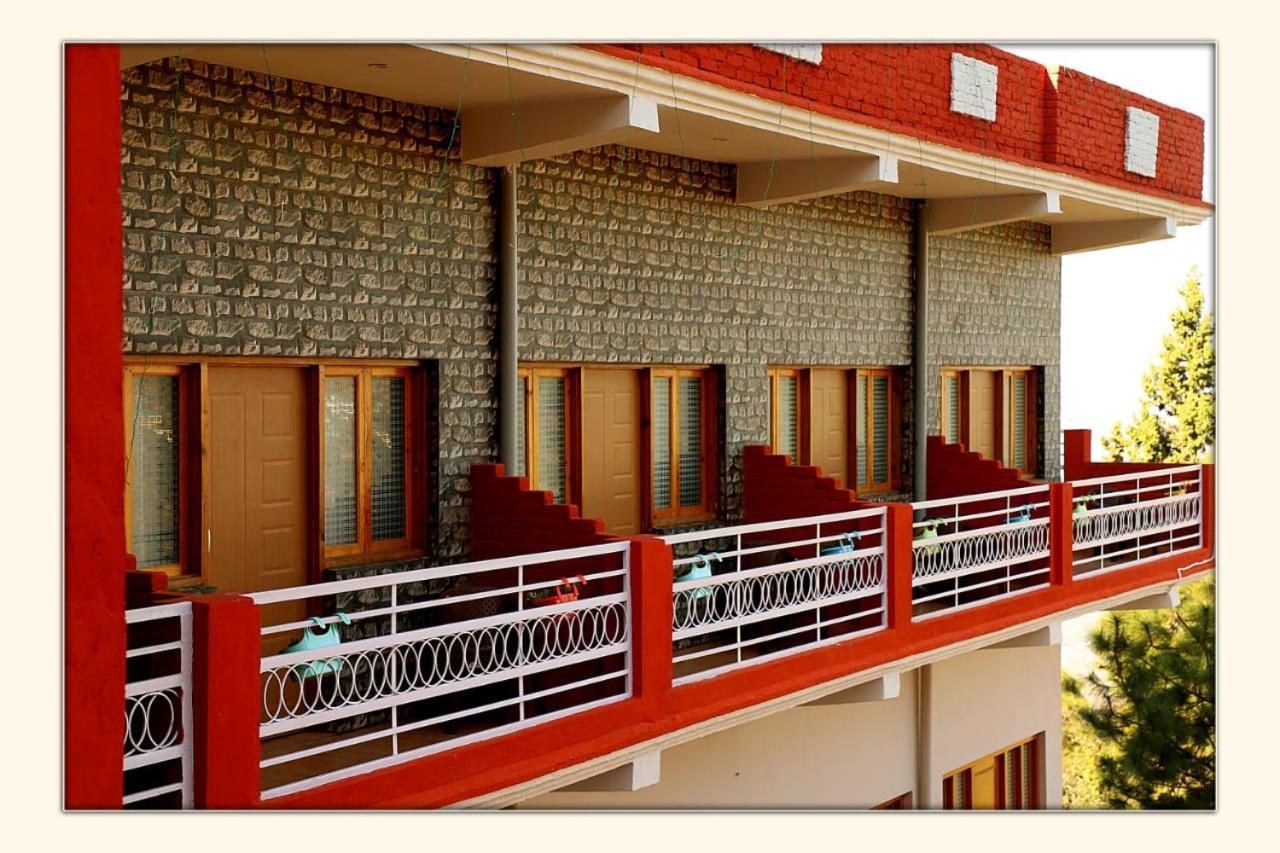 فندق The Ranikhet Continental المظهر الخارجي الصورة