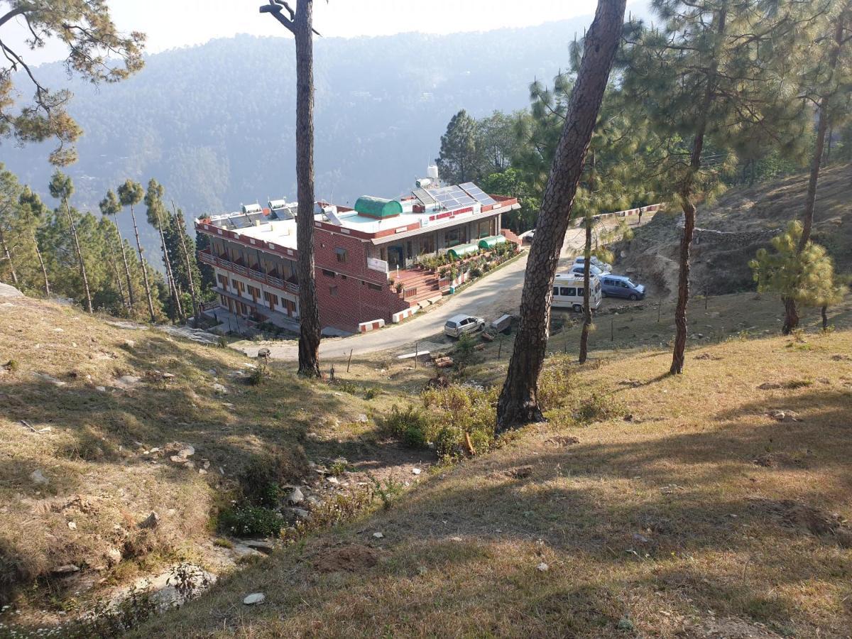 فندق The Ranikhet Continental المظهر الخارجي الصورة